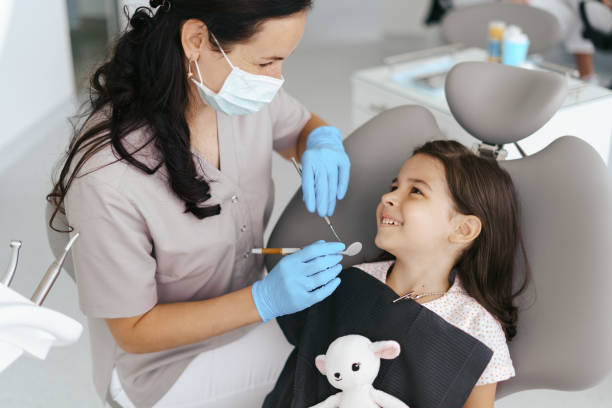 Best Broken or Cracked Tooth Emergency Dentist in Seminole Manor, FL