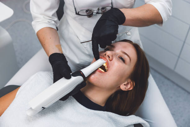 Best Mobile Emergency Dentist in Seminole Manor, FL